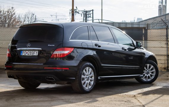 Mercedes-Benz R trieda 350CDI 4Matic L / AJ NA SPLÁTKY / PROTIÚČET / 2011 černá