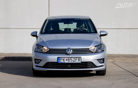 Volkswagen Golf Sportsvan 1.6 TDI / AJ NA SPLÁTKY / PROTIÚČET / 2015 stříbrná metalíza