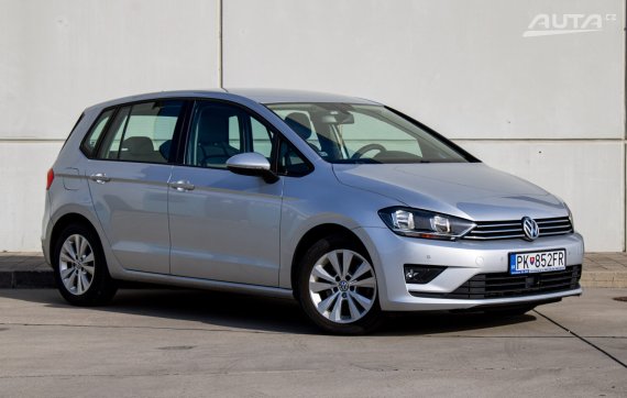 Volkswagen Golf Sportsvan 1.6 TDI / AJ NA SPLÁTKY / PROTIÚČET / 2015 stříbrná metalíza