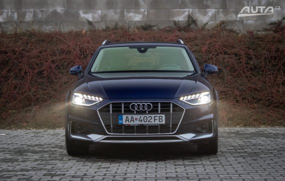 Audi A4 Allroad 45 TDI 3.0 V6  / AJ NA SPLÁTKY / PROTIHODNOTA / 2019 modrá