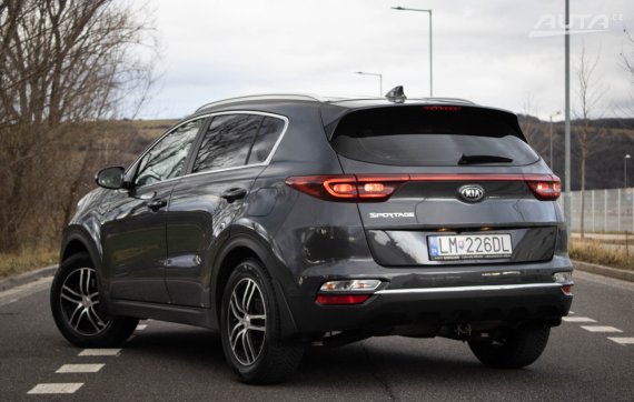 Kia Sportage 1.6 T-GDi A/T GOLD 2019 šedá