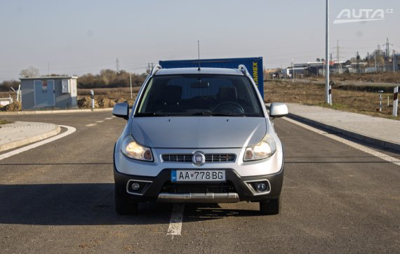 Fiat Sedici 2.0 MultiJet Emotion 4x4 / AJ NA SPLÁTKY / PROTIHODNOTA 2011 šedá
