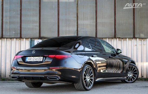 Mercedes-Benz S trieda Sedan S400d 243kW 4MATIC A/T / AJ NA SPLÁTKY / PROTIÚČET / 2021 černá