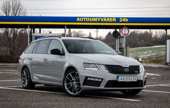 Škoda Octavia Combi 2.0 TDI RS DSG / AJ NA SPLÁTKY / PROTIHODNOTA / 2019 šedá