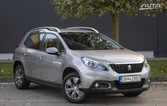 Peugeot 2008 1.2 PureTech Style / AJ NA SPLÁTKY / PROTIHODNOTA / 2019 šedá
