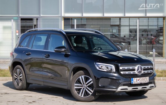 Mercedes-Benz GLB 200d 4Matic A/T, 110kW, A8 / AJ NA SPLÁTKY / PROTIÚČET / 2021 černá