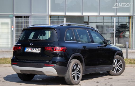 Mercedes-Benz GLB 200d 4Matic A/T, 110kW, A8 / AJ NA SPLÁTKY / PROTIÚČET / 2021 černá