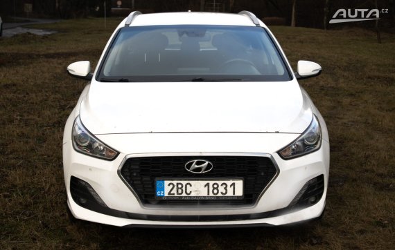 Hyundai i30 2018 85kW MT 2018 bílá