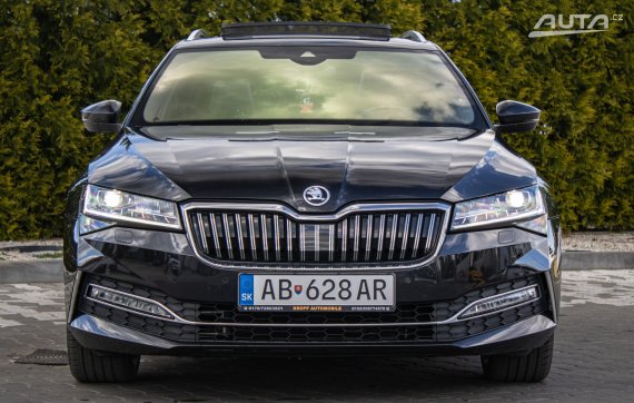 Škoda Superb Combi Laurin a Klement 2.0TDI 147kw DSG 2022 / Odpočet DPH / AJ NA SPLÁTKY / PROTIÚČET 2022 černá