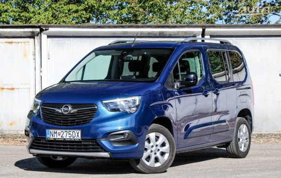 Opel Combo 1.5 CDTI Elegance Plus AT8 / AJ NA SPLÁTKY / PROTIÚČET / 2022 - hlavní pohled