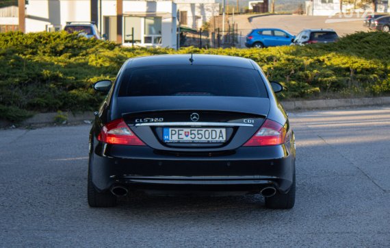 Mercedes-Benz CLS Kupé 320 CDI / AJ NA SPLÁTKY / PROTIÚČET 2007 černá