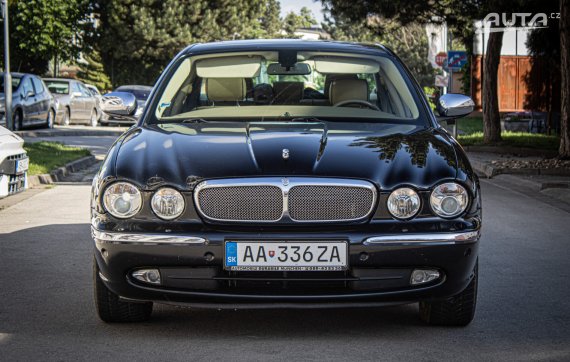 Jaguar XJ6 X350 2.7 D, 152kW, A6, 4d. / AJ NA SPLÁTKY / PROTIHODNOTA / 2007 černá