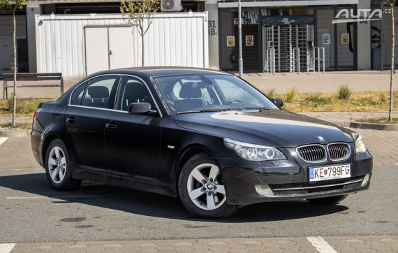 BMW Rad 5 525d / 145kw / A6 / AJ NA SPLÁTKY / PROTIÚČET 2007 černá