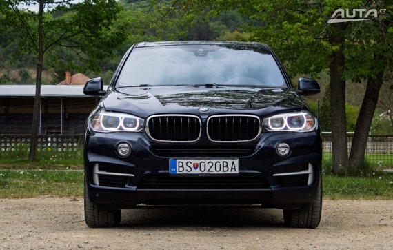 BMW X5 xDrive30d AT7 190kW / NA SPLÁTKY / NA PROTIÚČET 2015 modrá