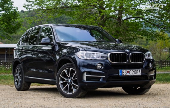 BMW X5 xDrive30d AT7 190kW / NA SPLÁTKY / NA PROTIÚČET 2015 modrá