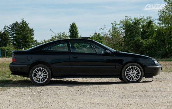 Opel Calibra 2.0 16V 1997 černá