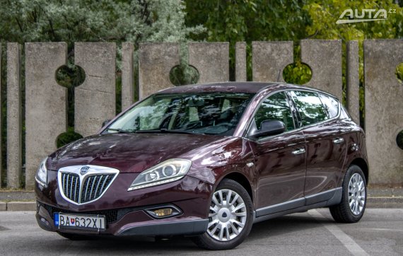 Lancia Delta 1.4 T-Jet Argento / AJ NA SPLÁTKY / PROTIÚČET / 1. MAJITEĽ /