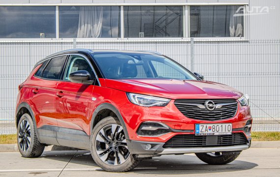 Opel Grandland X 1.6 TURBO S&amp;S Ultimate A/T8 2020 červená