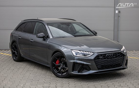 Audi A4 Avant 3.0 TDI Quattro 2020 šedá