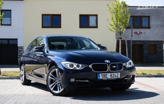 BMW 335  xDrive F30 N55 2012 modrá