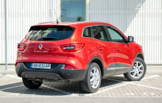 Renault Kadjar Energy TCe 130 96kw Nová rozvodová reťaz AJ NA SPLÁTKY / PROTIÚČET 2015 červená