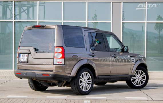 Land Rover Discovery 3.O SDV6 180kW AT8 / NA SPLÁTKY / NA PROTIÚČET 2012 hnědá