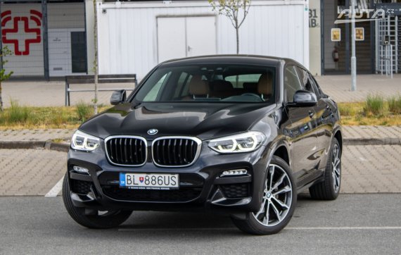 BMW X4 xDrive 20d M Sport / 140kW / A8 / ZÁRUKA / AJ NA SPLÁTKY / PROTIÚČET 2019 - hlavní pohled
