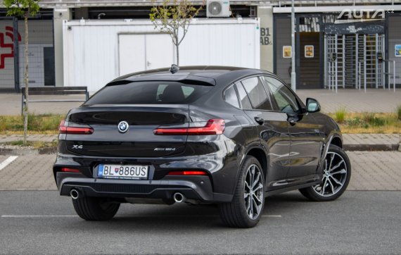 BMW X4 xDrive 20d M Sport / 140kW / A8 / ZÁRUKA / AJ NA SPLÁTKY / PROTIÚČET 2019 černá