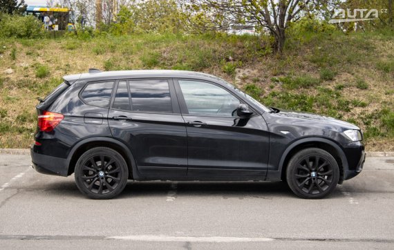 BMW X3 20d xDrive / 135kW / M6 / AJ NA SPLÁTKY / PROTIÚČET 2013 černá