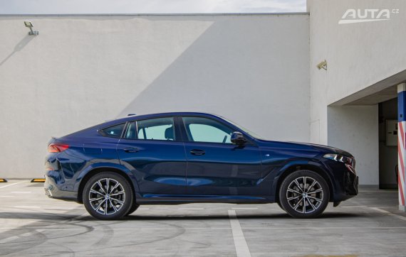 BMW X6 xDrive 30d mHEV AT8 210kW M Sport / NA SPLÁTKY / NA PROTIÚČET 2024 modrá