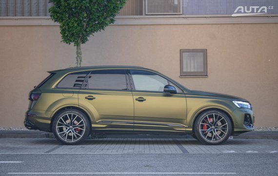 Audi SQ7 TFSI quattro A/T 8 / ZÁRUKA 5 ROKOV / ADVANCED PODVOZOK / 7 MIEST / 2025 zelená