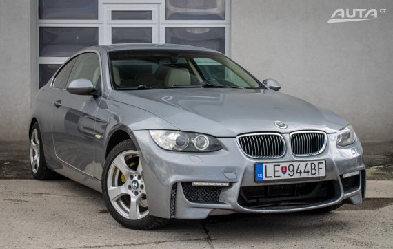 BMW Rad 3 325i xDrive, 160kW, M6, 3d. (2008 - 2012) / AJ NA SPLÁTKY / PROTIÚČET 2008 šedá