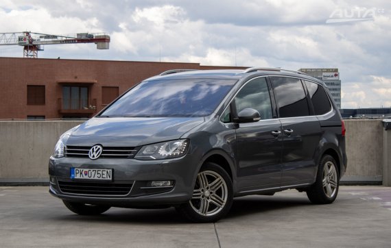 Volkswagen Sharan 2.0 TDI BMT 177k Highline DSG AJ NA SPLÁTKY / PROTIÚČET 2014 - hlavní pohled