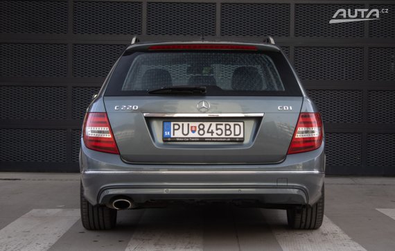 Mercedes-Benz C trieda Kombi 220 CDI W204 2011 šedá