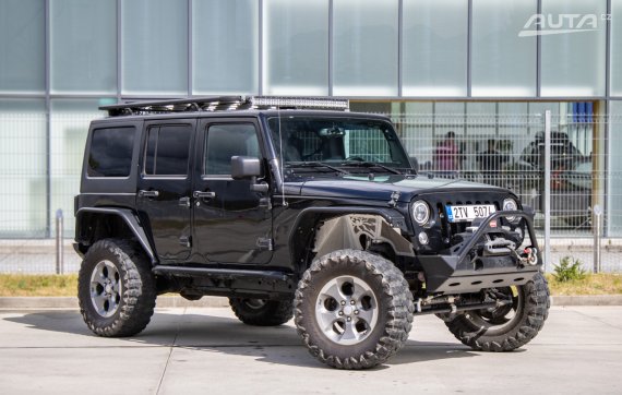 Jeep Wrangler Unlimited Rubicon 3.6 V6 LPG/Benzín / AJ NA SPLÁTKY / PROTIÚČET / 2016 černá