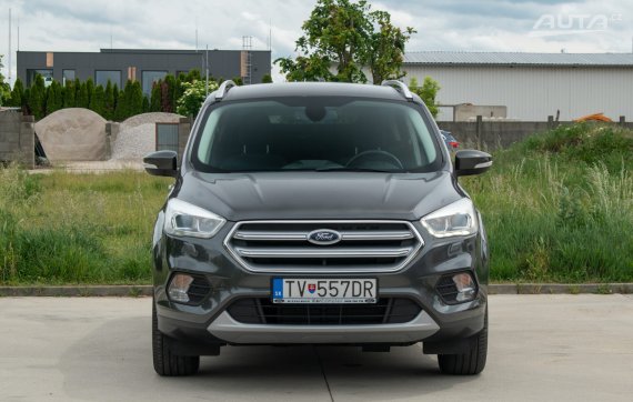 Ford Kuga 1.5 TDCi Duratorq 1.majiteľ / SK auto / AJ NA SPLÁTKY / PROTIÚČET 2019 šedá