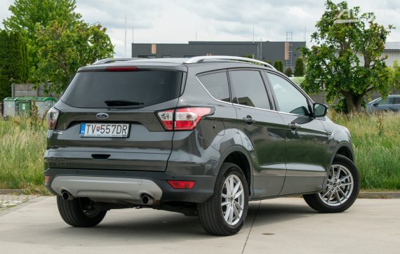 Ford Kuga 1.5 TDCi Duratorq 1.majiteľ / SK auto / AJ NA SPLÁTKY / PROTIÚČET 2019 šedá