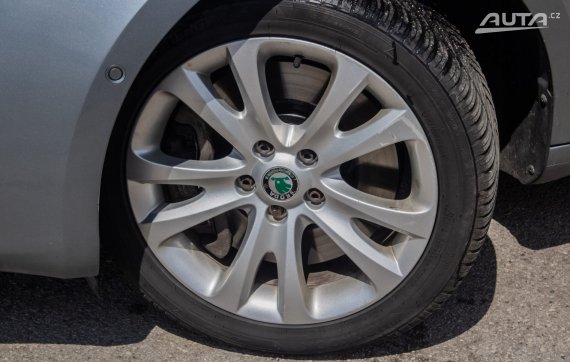 Škoda Superb 3.6 FSI V6 4x4 Elegance DSG / Pano / AJ NA SPLÁTKY / PROTIÚČET 2009 šedá