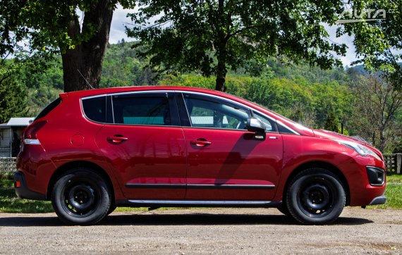 Peugeot 3008 1.6 VTi Style 88kW MT5 / NA SPLÁTKY / NA PROTIÚČET 2014 červená