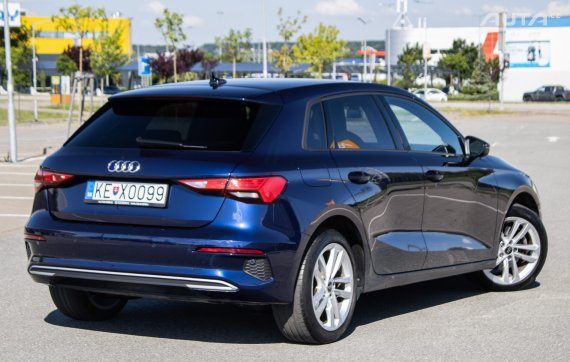 Audi A3 Sportback 1.4 TFSIe PHEV, 150kW (2022) / AJ NA SPLÁTKY / PROTIÚČET / 2022 modrá