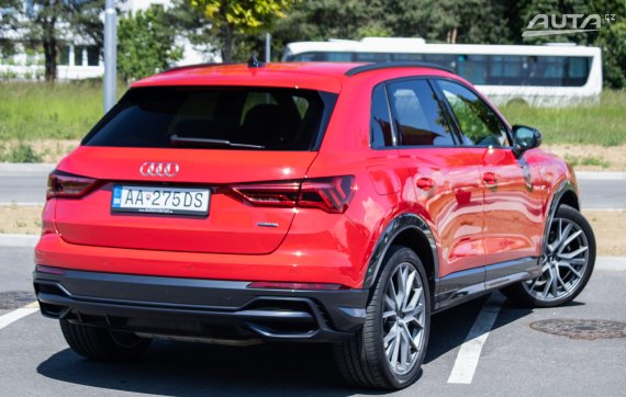 Audi Q3 2.0 TFSI S line quattro S tronic, 169kW (2019) / AJ NA SPLÁTKY / PROTIÚČET / 2019 červená