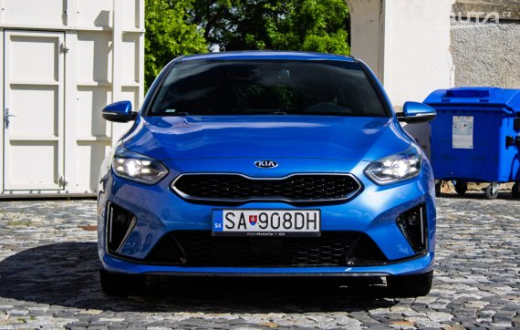 Kia Ceed 1.6 CRDi GT-Line AT/7 100kW / NA SPLÁTKY / NA PROTIÚČET 2019 modrá