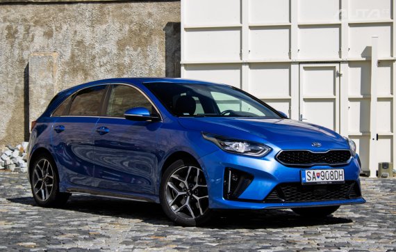 Kia Ceed 1.6 CRDi GT-Line AT/7 100kW / NA SPLÁTKY / NA PROTIÚČET 2019 modrá