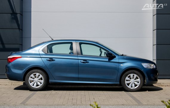 Citroën C-Elysée 1.2 VTi PureTech Exclusive / 53kW / M5 / ZÁRUKA / AJ NA SPLÁTKY / PROTIÚČET 2014 modrá