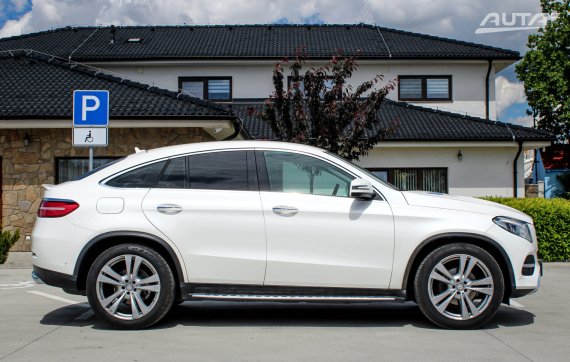Mercedes-Benz GLE Kupé 350d 190kW 4MATIC AT9 / AJ NA SPLÁTKY / PROTIÚČET / 2016 bílá