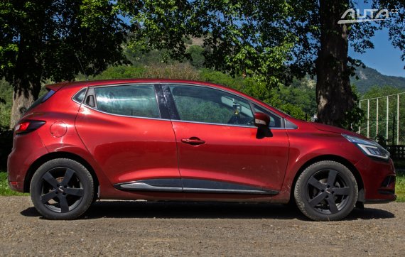 Renault Clio Energy TCe 120 EDC 87kW AT6 / NA SPLÁTKY / NA PROTIÚČET 2016 červená