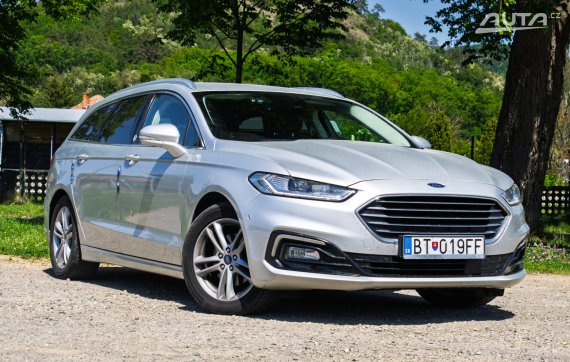 Ford Mondeo Combi 1.5 EcoBoost Manger AT6 118kW / NA SPLÁTKY / NA PROTIÚČET 2019 stříbrná metalíza