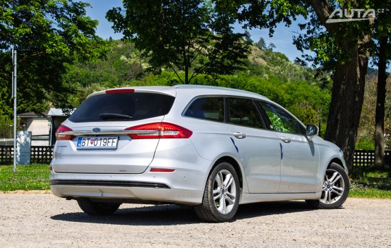 Ford Mondeo Combi 1.5 EcoBoost Manger AT6 118kW / NA SPLÁTKY / NA PROTIÚČET 2019 stříbrná metalíza