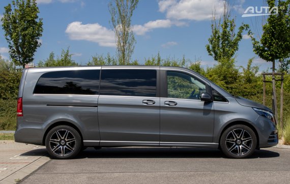 Mercedes-Benz V trieda V250 d Avantgarde extralang A/T 4MATIC AMG Line / AJ NA SPLÁTKY / PROTIÚČET / 2023 šedá