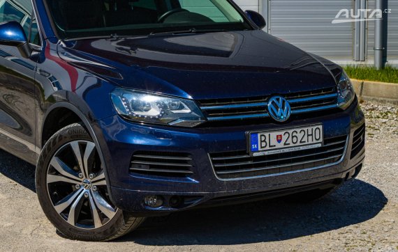 Volkswagen Touareg 3.0 V6 TDI 240k BMT / Pano / Webasto / Aj na splátky / Protiúčet 2014 modrá